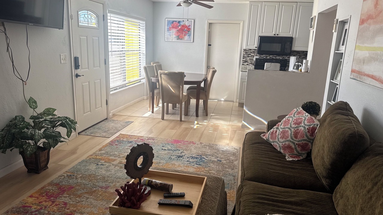 Photo of Livingroom in Tropic