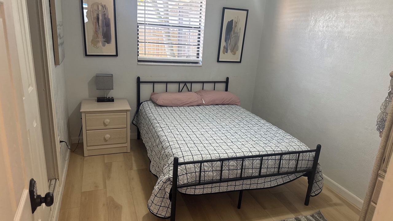 Photo of Bedroom in Tropic