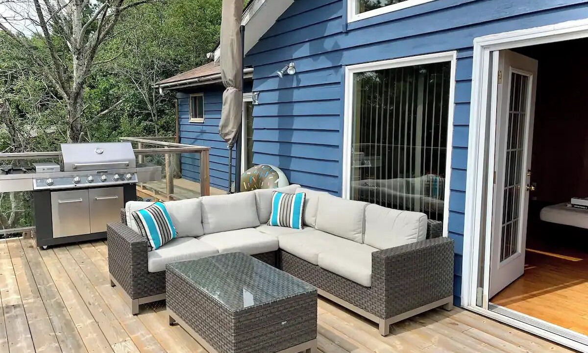 Photo of Patio Balcony in The Archipelago