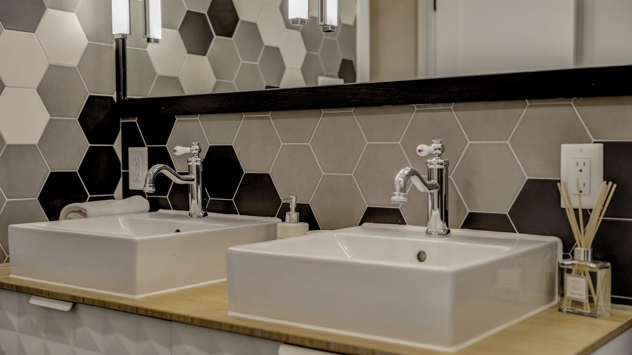 Photo of Bathroom in New Toronto