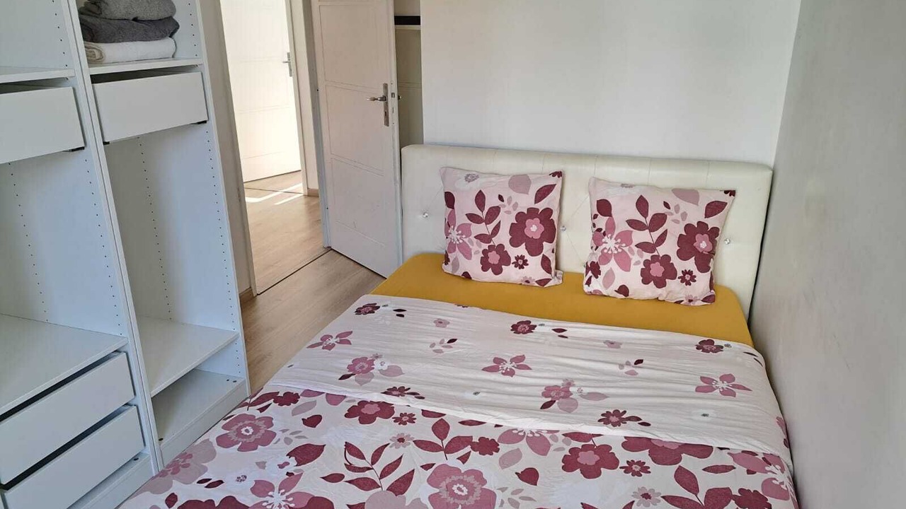 Photo of Bedroom in Colombes