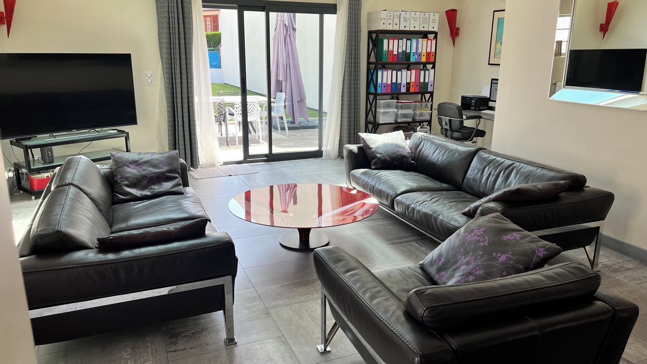 Photo of Livingroom in Bondy