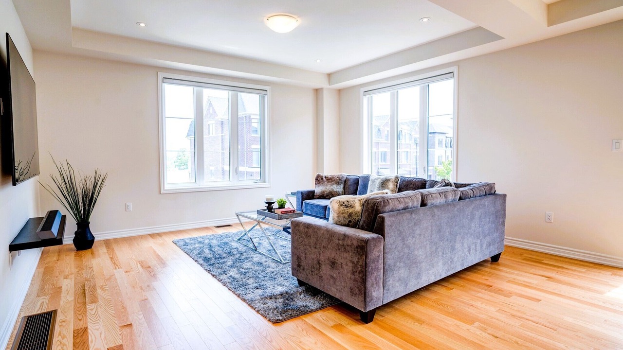 Photo of Livingroom in Brampton