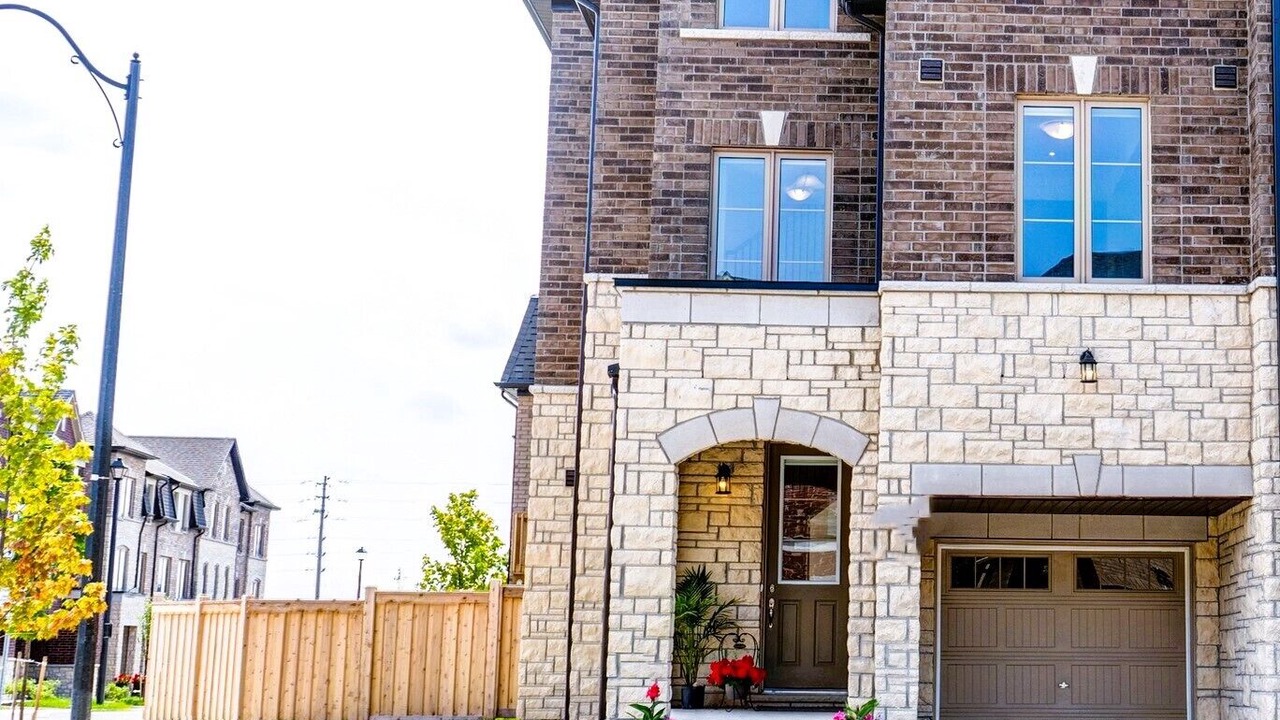 Photo of Outdoor in Brampton