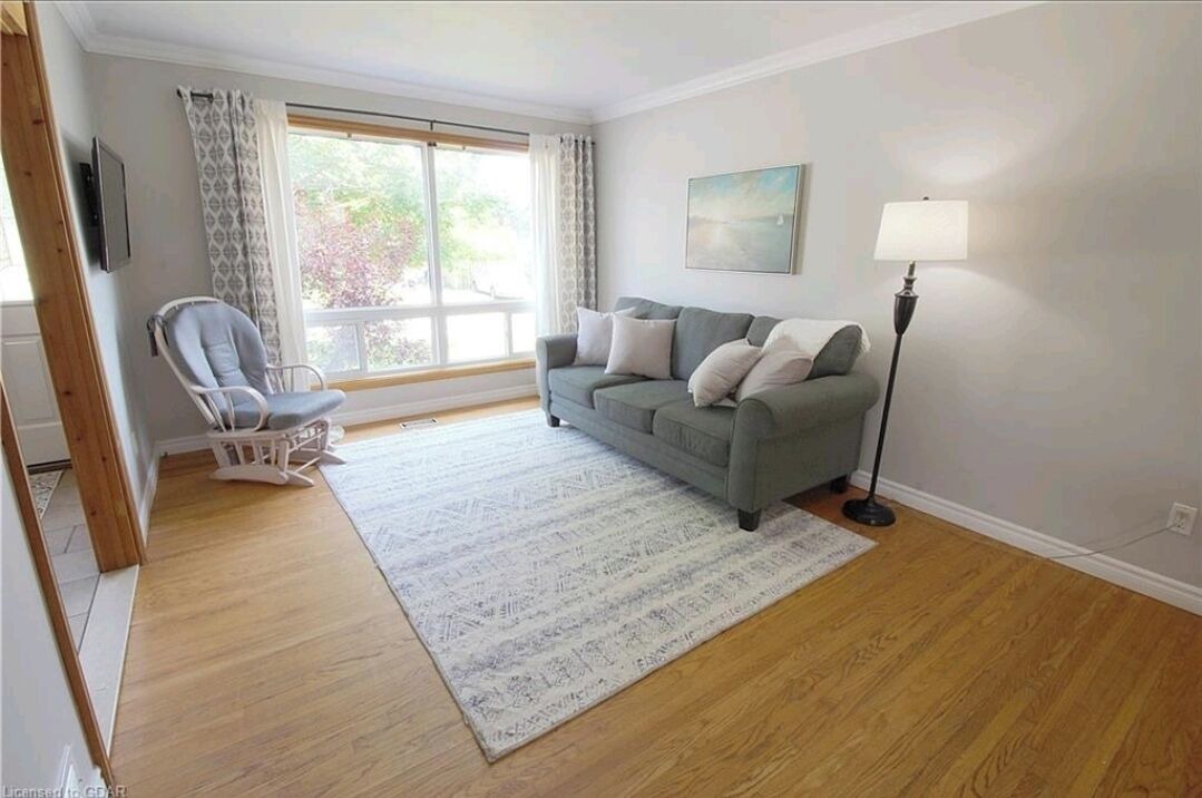 Photo of Livingroom in Orangeville