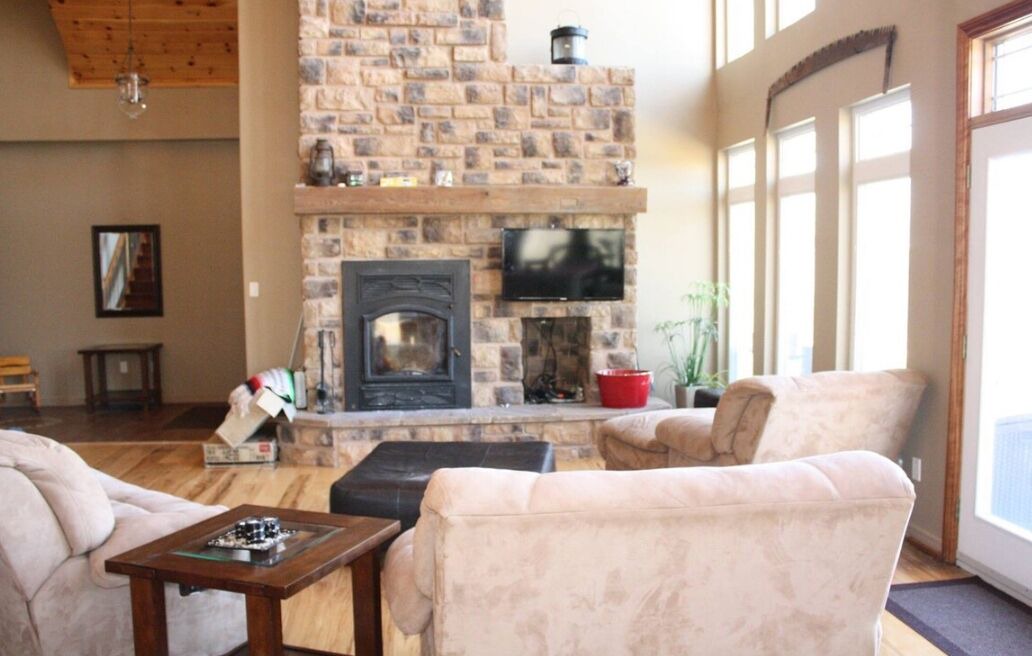Photo of Livingroom in Howe Island