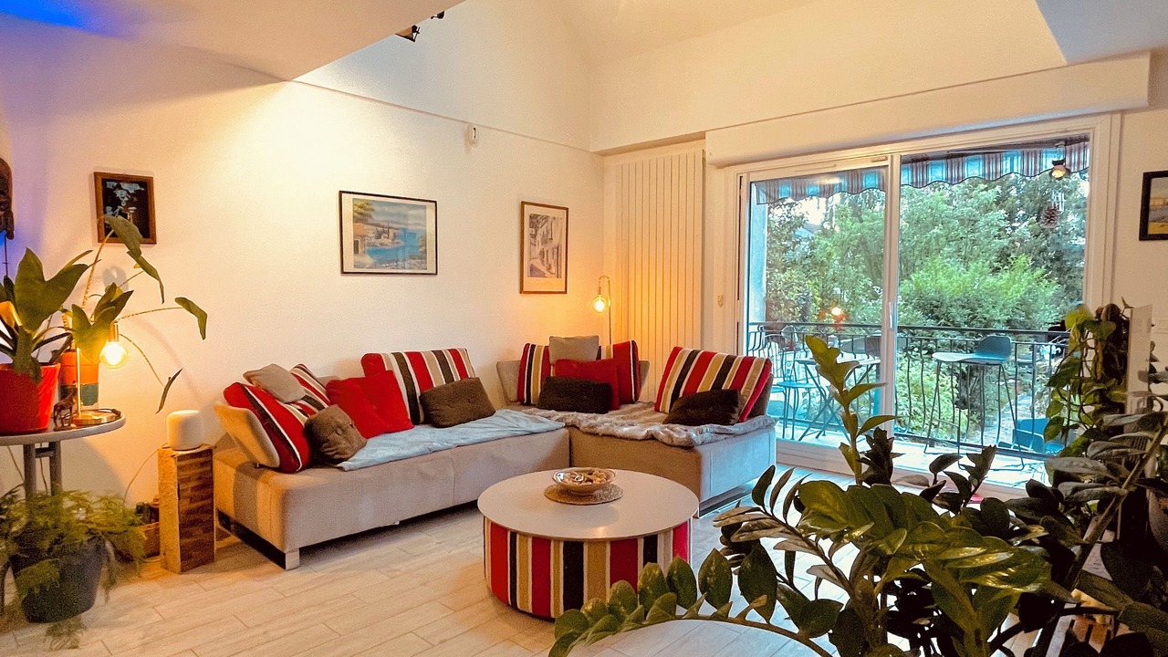 Photo of Livingroom in Le Blanc-Mesnil