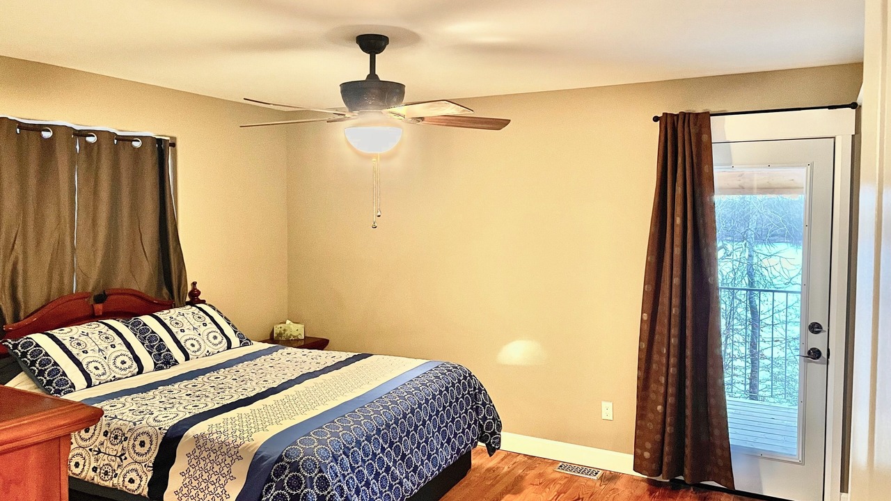 Photo of Bedroom in Greater Napanee
