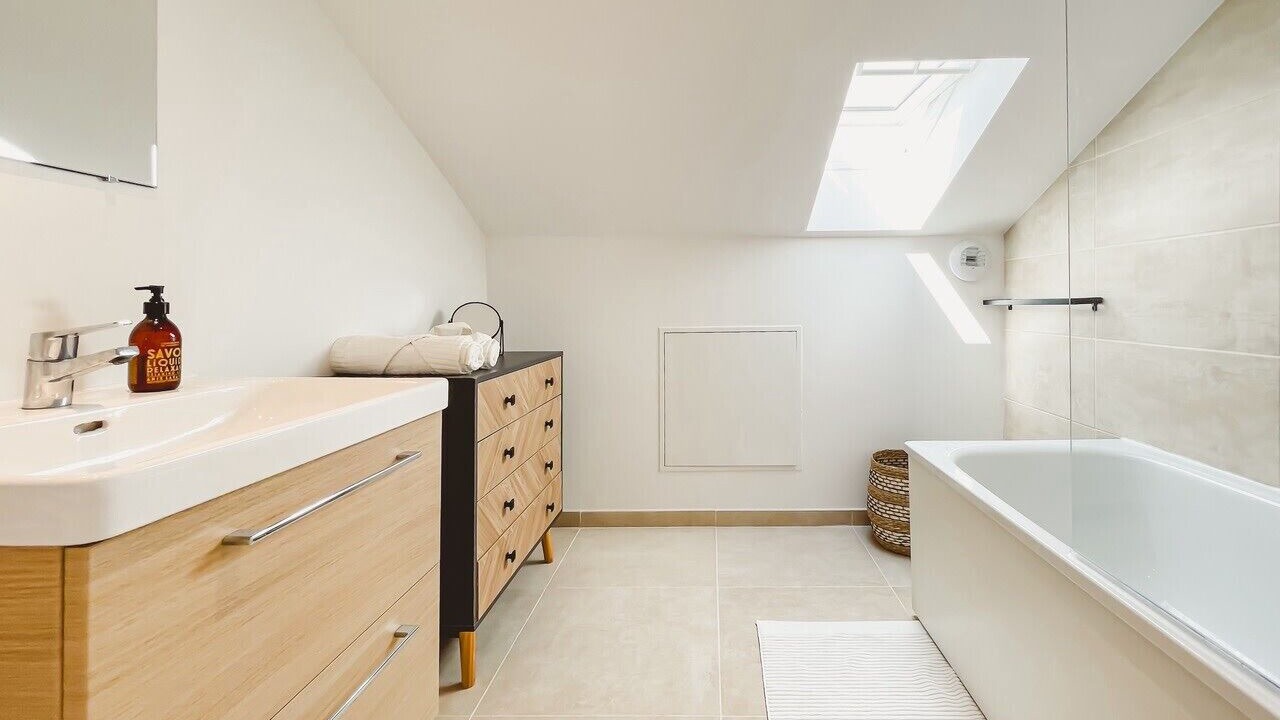 Photo of Bathroom in Montreuil