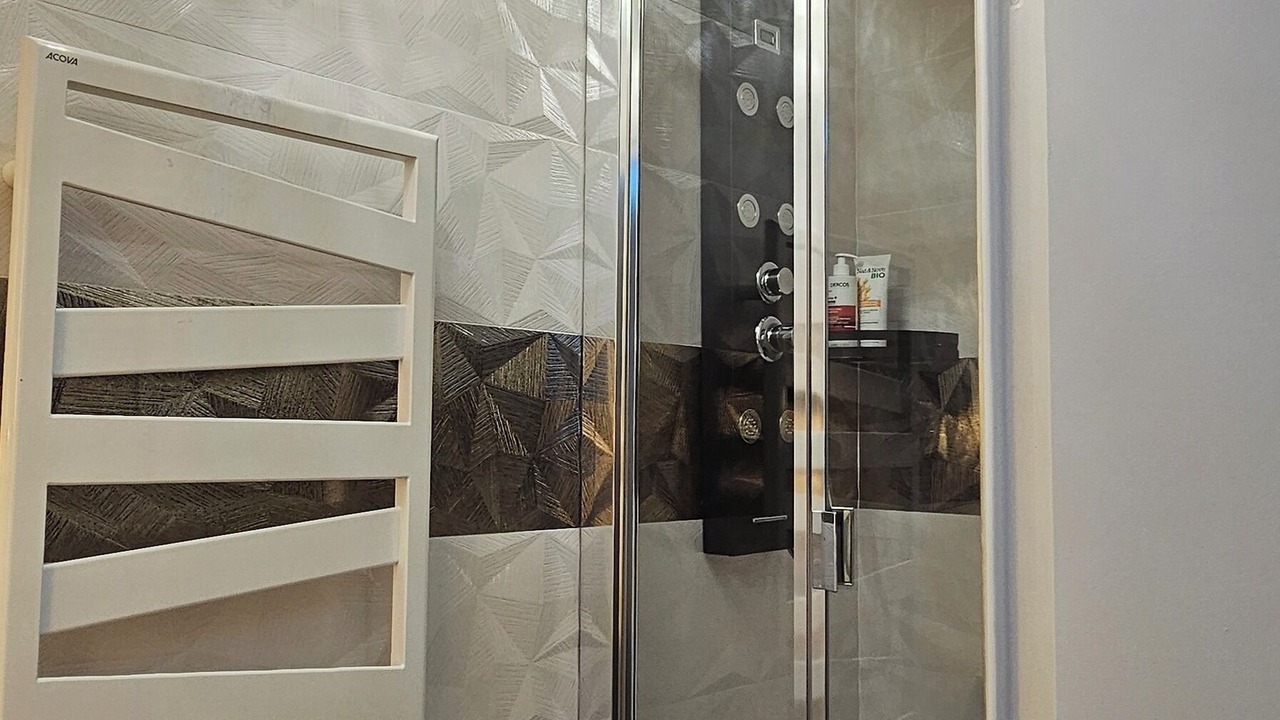 Photo of Bathroom in Gambetta