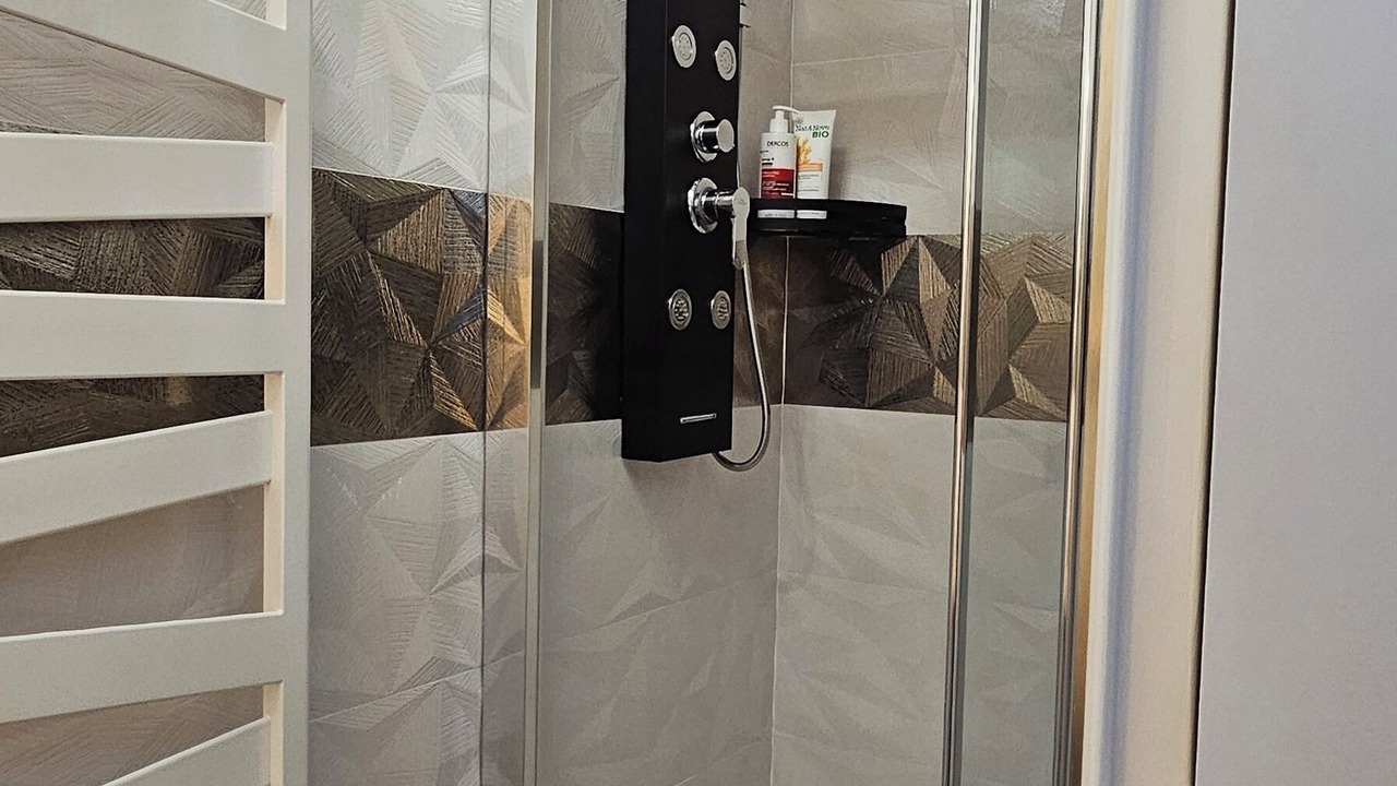 Photo of Bathroom in Gambetta