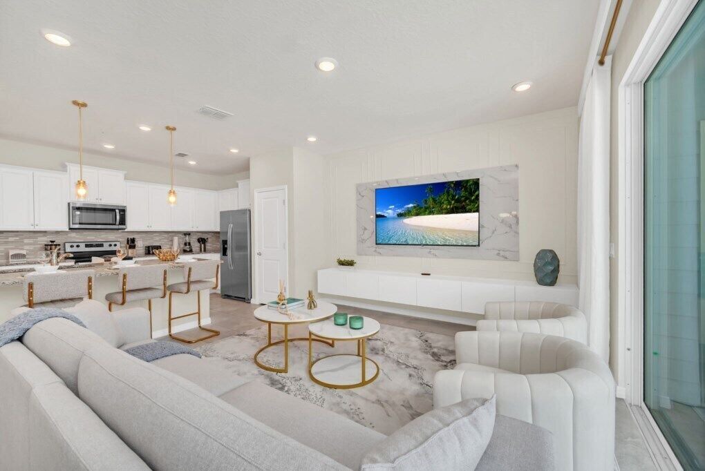 Photo of Livingroom in Tuscan Hills
