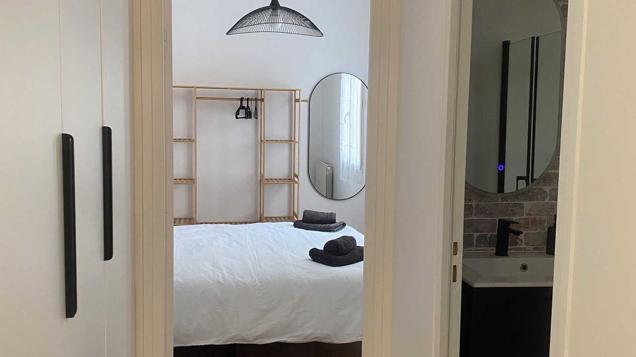 Photo of Bedroom in Charenton-le-Pont
