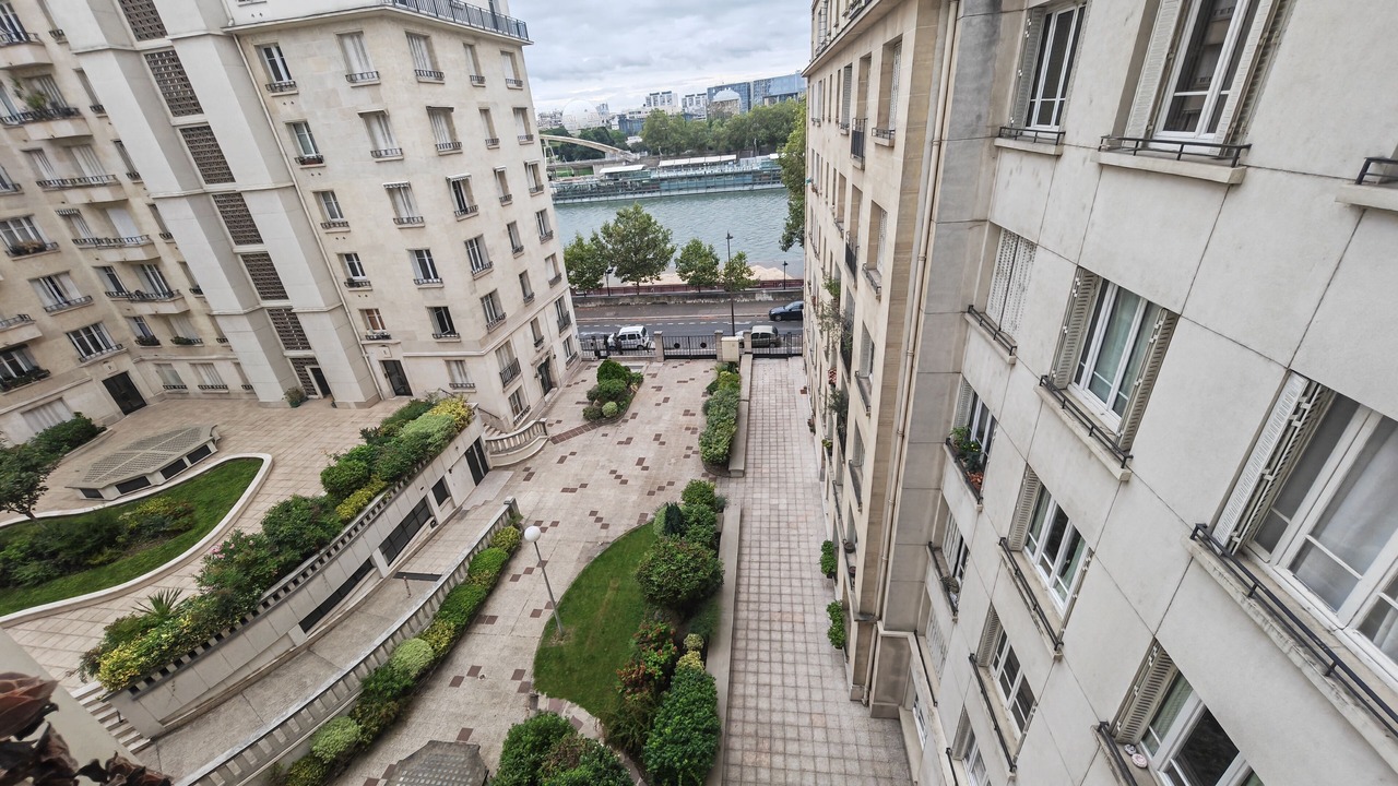 Photo of Outdoor in Auteuil