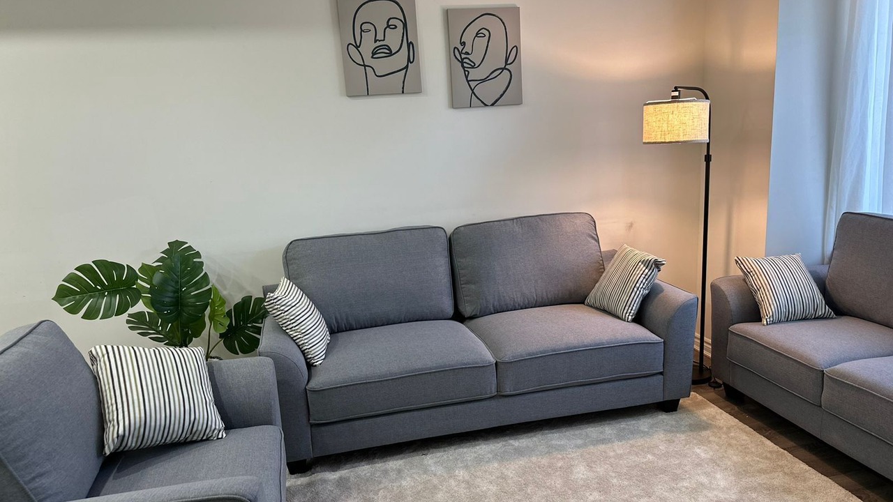 Photo of Livingroom in West Hill