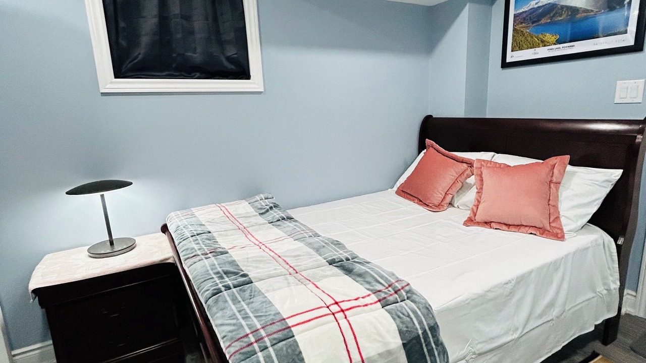 Photo of Bedroom in Caledon