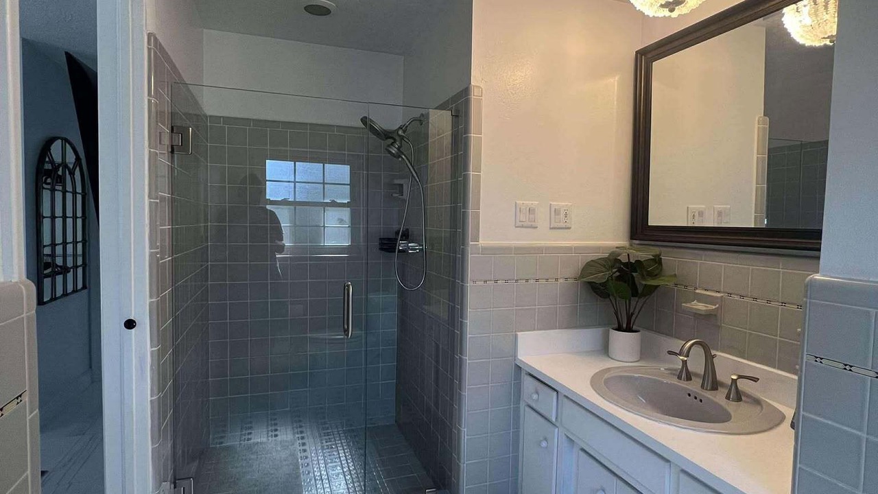 Photo of Bathroom in Melbourne Beach