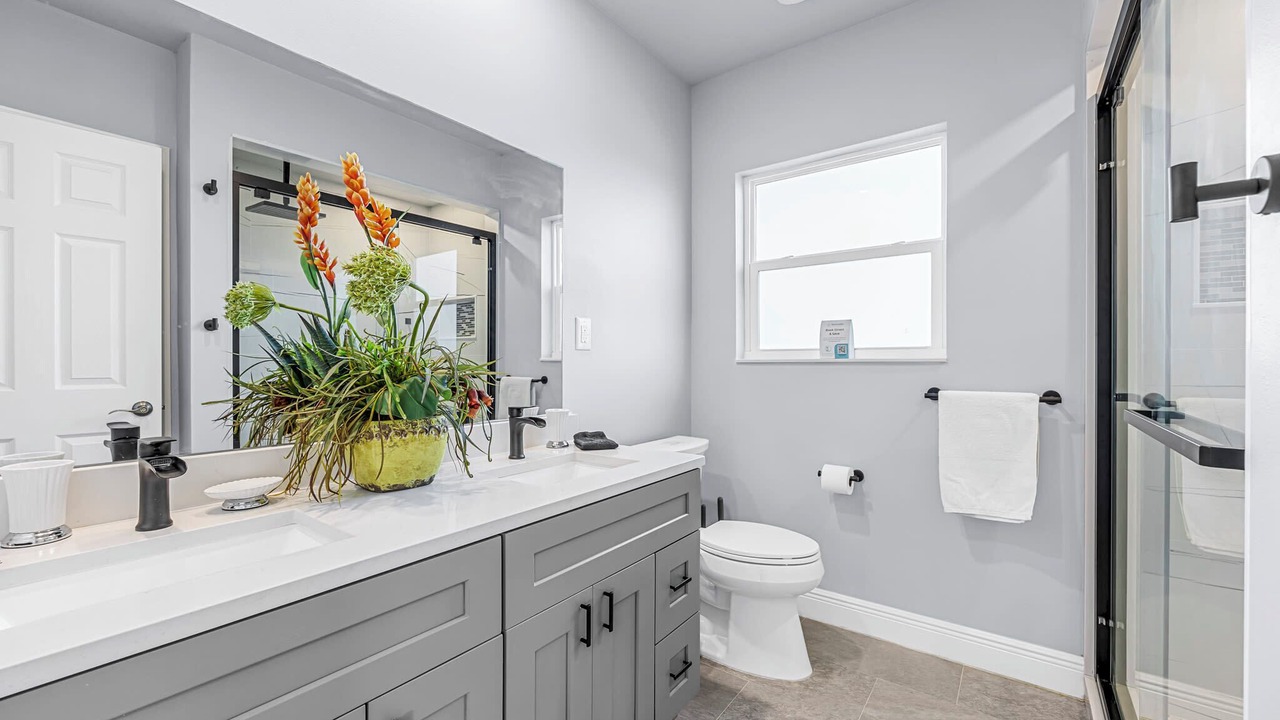 Photo of Bathroom in Floridana Beach