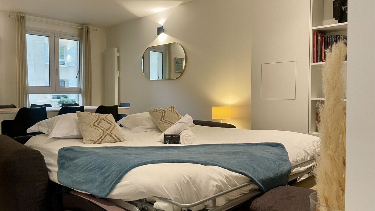 Photo of Bedroom in Magny-le-Hongre