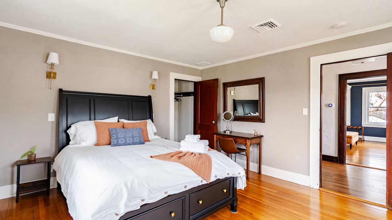 Photo of Bedroom in Red Bank