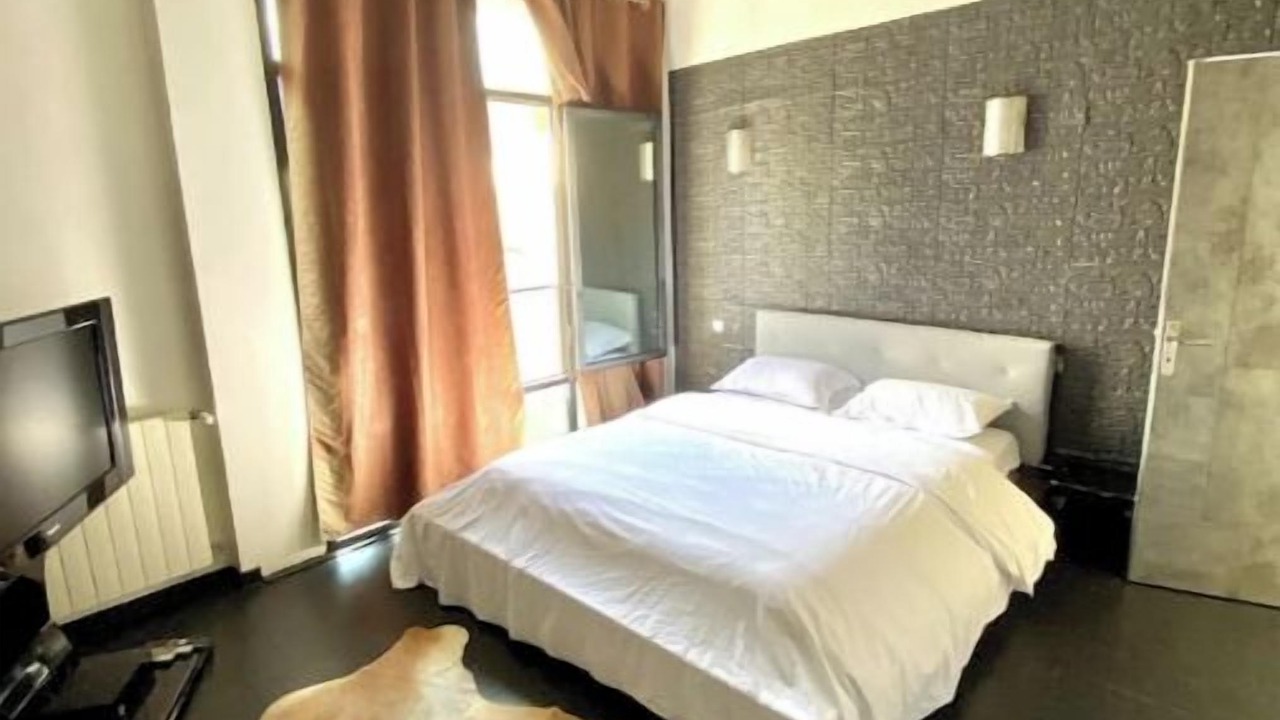 Photo of Bedroom in Puteaux