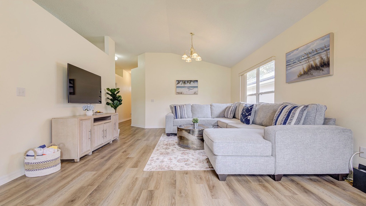 Photo of Livingroom in West Melbourne