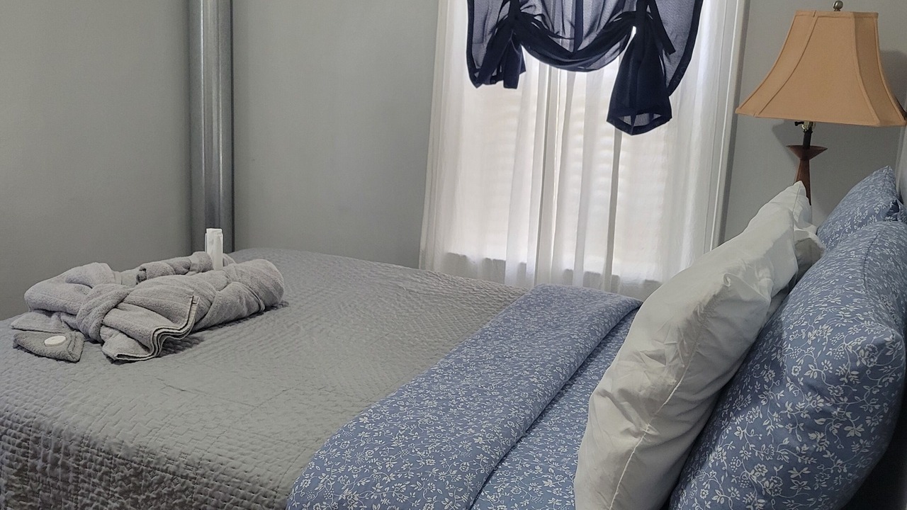 Photo of Bedroom in Roselle