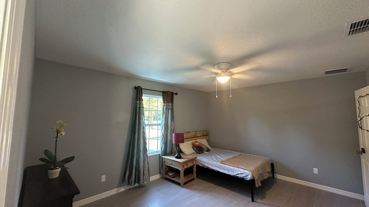 Photo of Bedroom in Belleview Heights