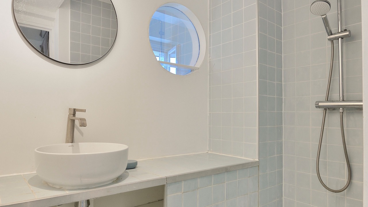 Photo of Bathroom in Quartier de la Chapelle