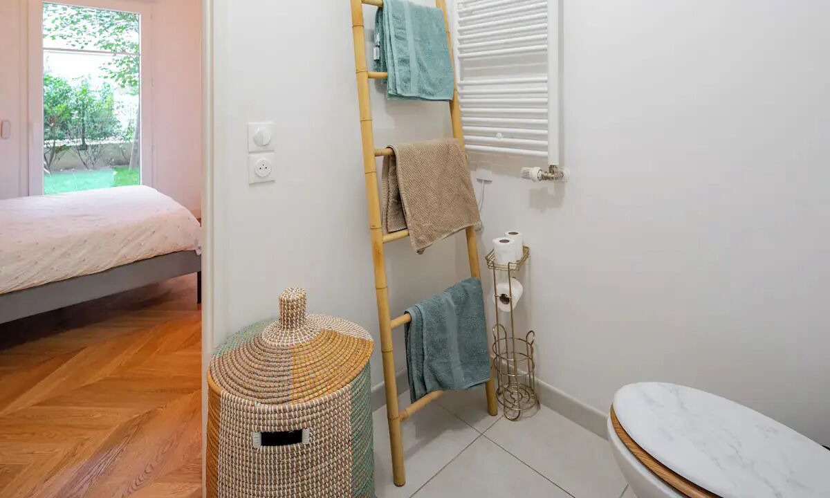 Photo of Bathroom in Les Puces de Saint-Ouen