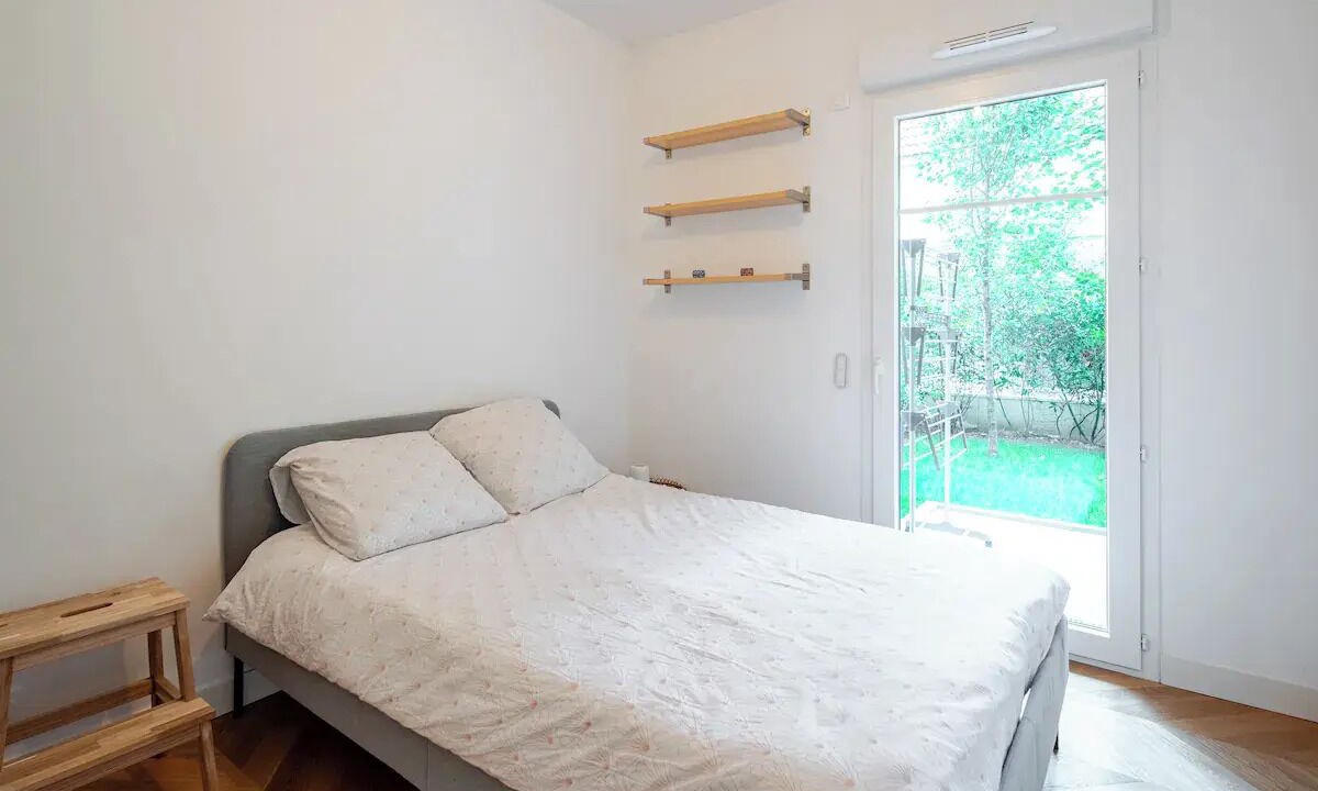 Photo of Bedroom in Les Puces de Saint-Ouen