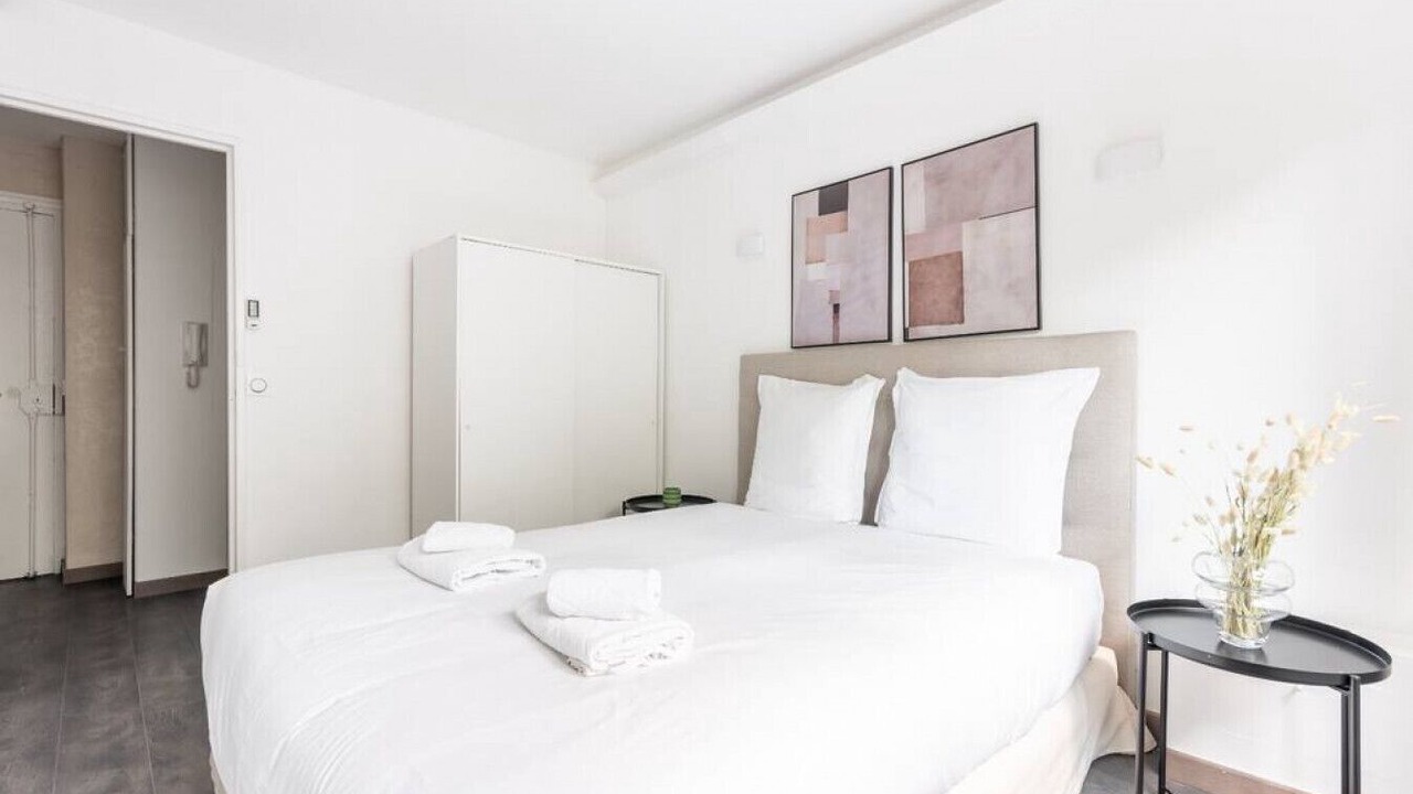 Photo of Bedroom in Combat