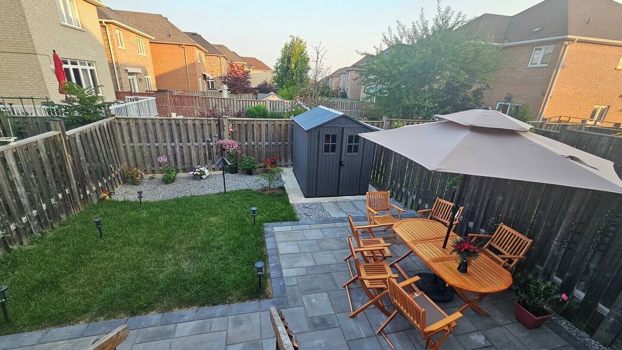 Photo of Outdoor in Richmond Hill