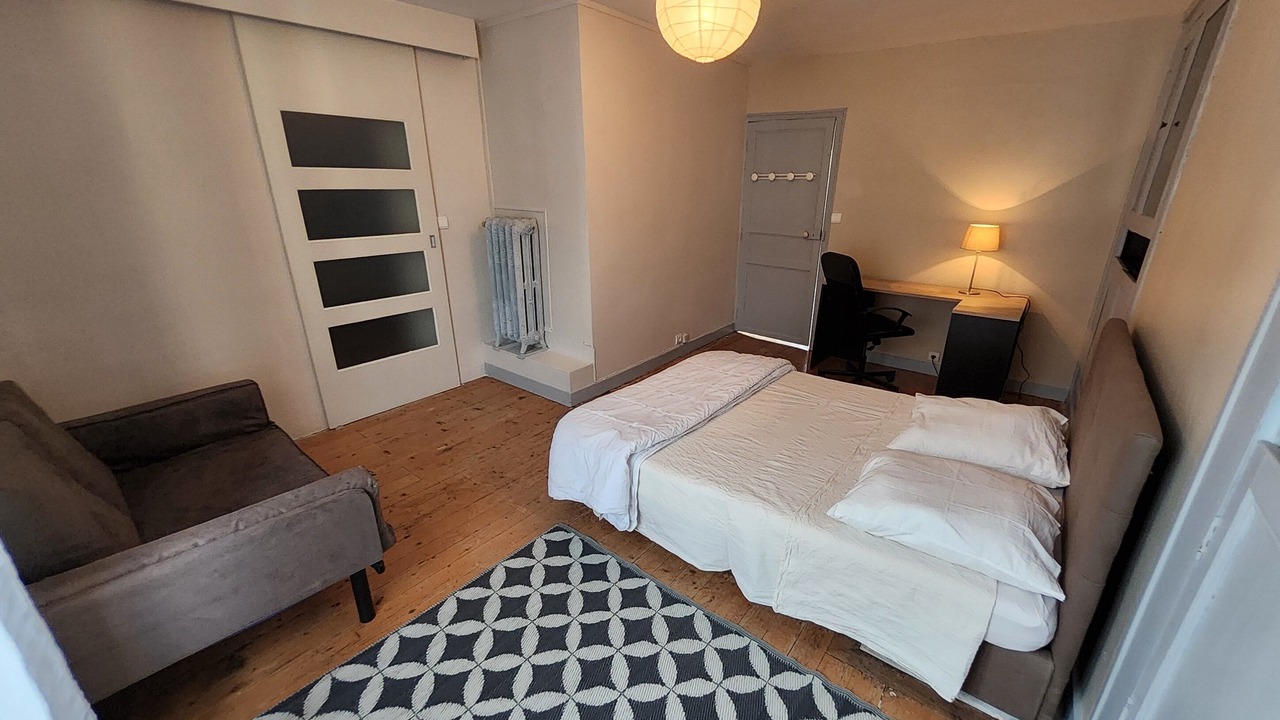 Photo of Bedroom in Villiers-sur-Morin