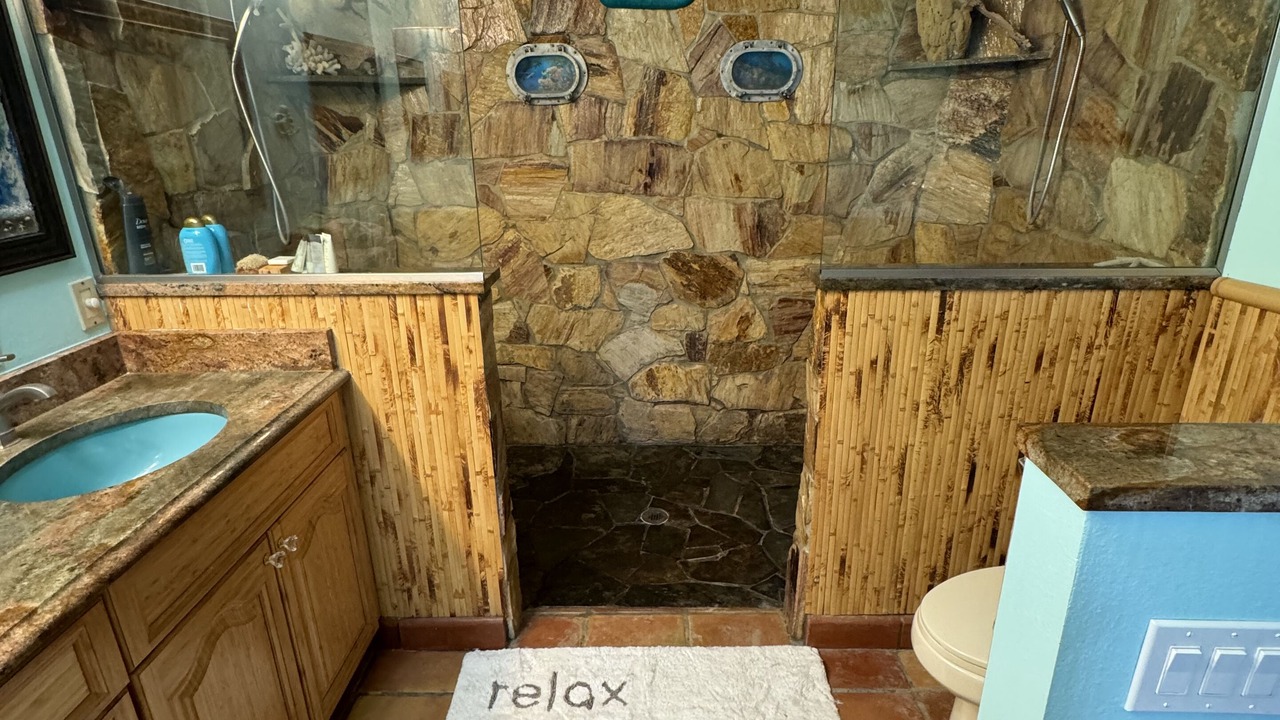 Photo of Bathroom in Fruitland Park