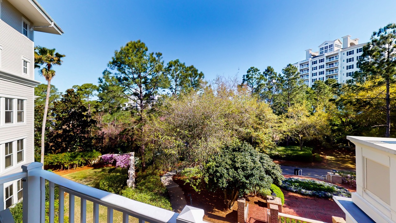 Photo of Outdoor in Baytowne Wharf