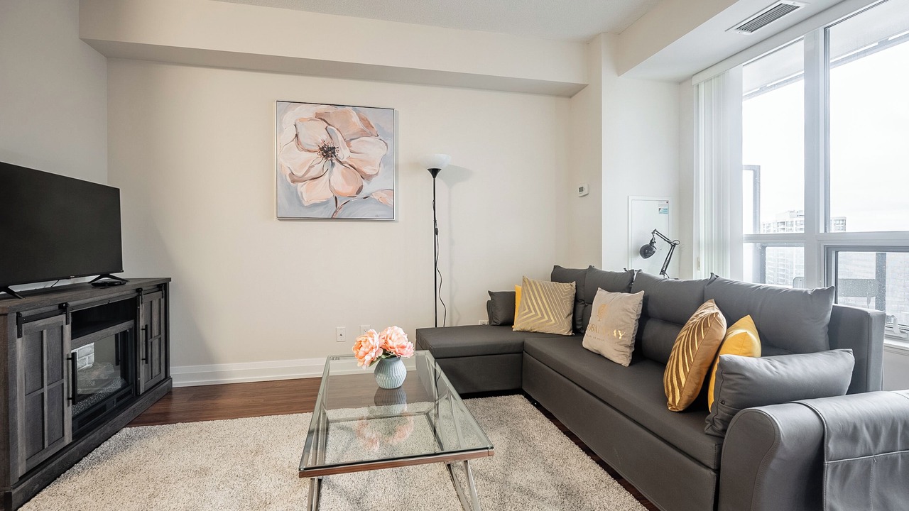 Photo of Livingroom in Willowdale