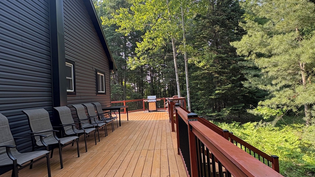 Photo of Patio Balcony in Gravenhurst