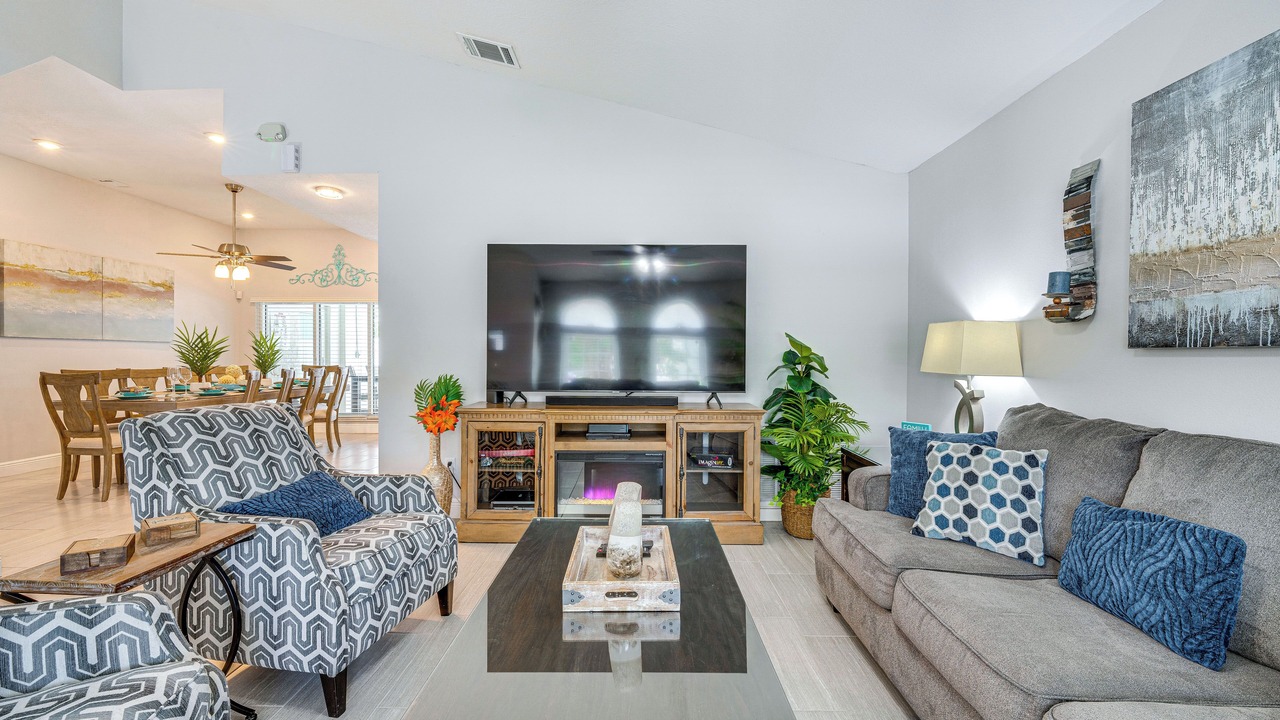 Photo of Livingroom in Lindfields