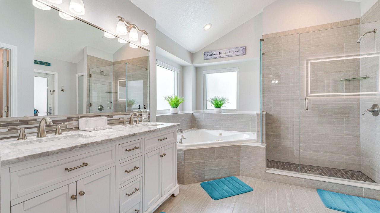 Photo of Bathroom in Lindfields