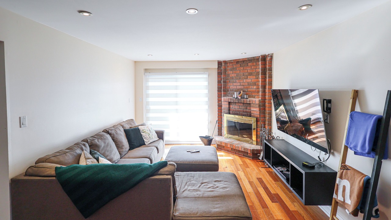 Photo of Livingroom in Brampton