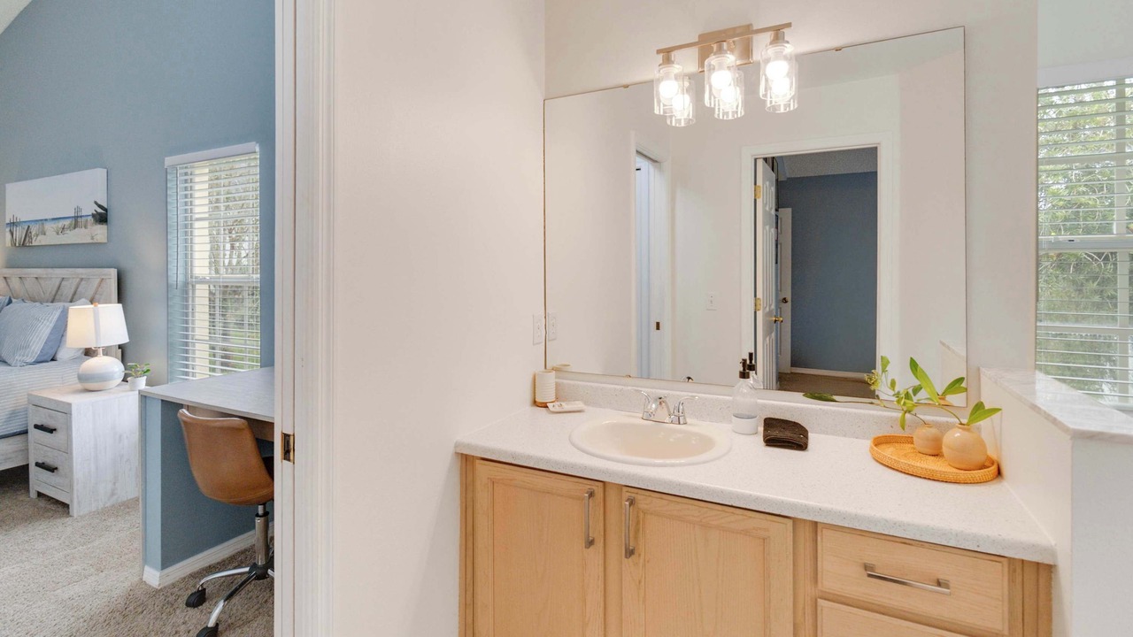Photo of Bathroom in Sunridge Woods