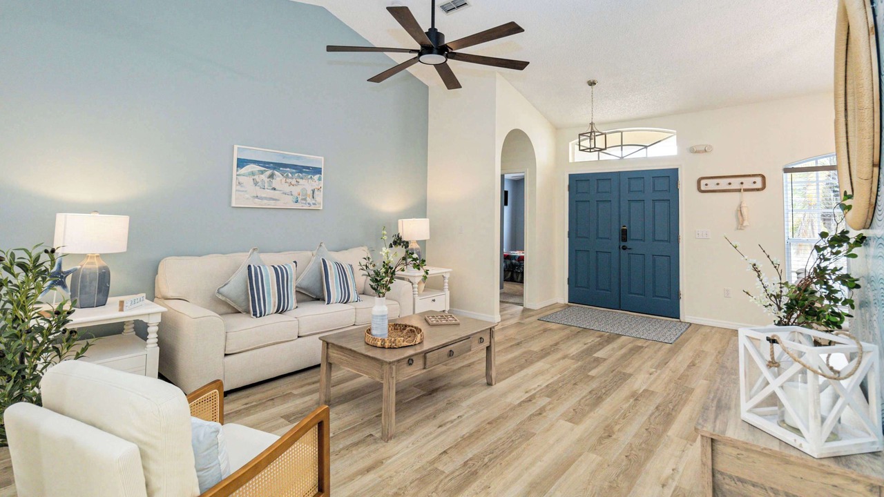 Photo of Livingroom in Sunridge Woods