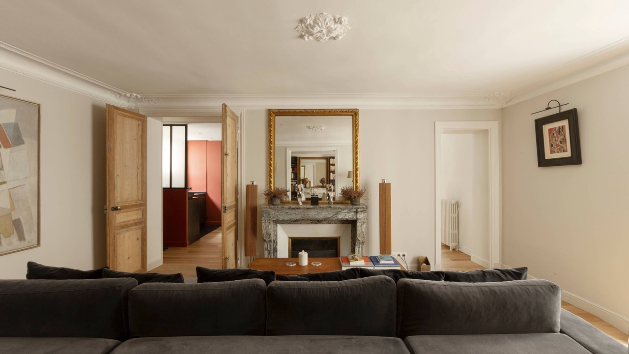 Photo of Livingroom in 7th Arrondissement