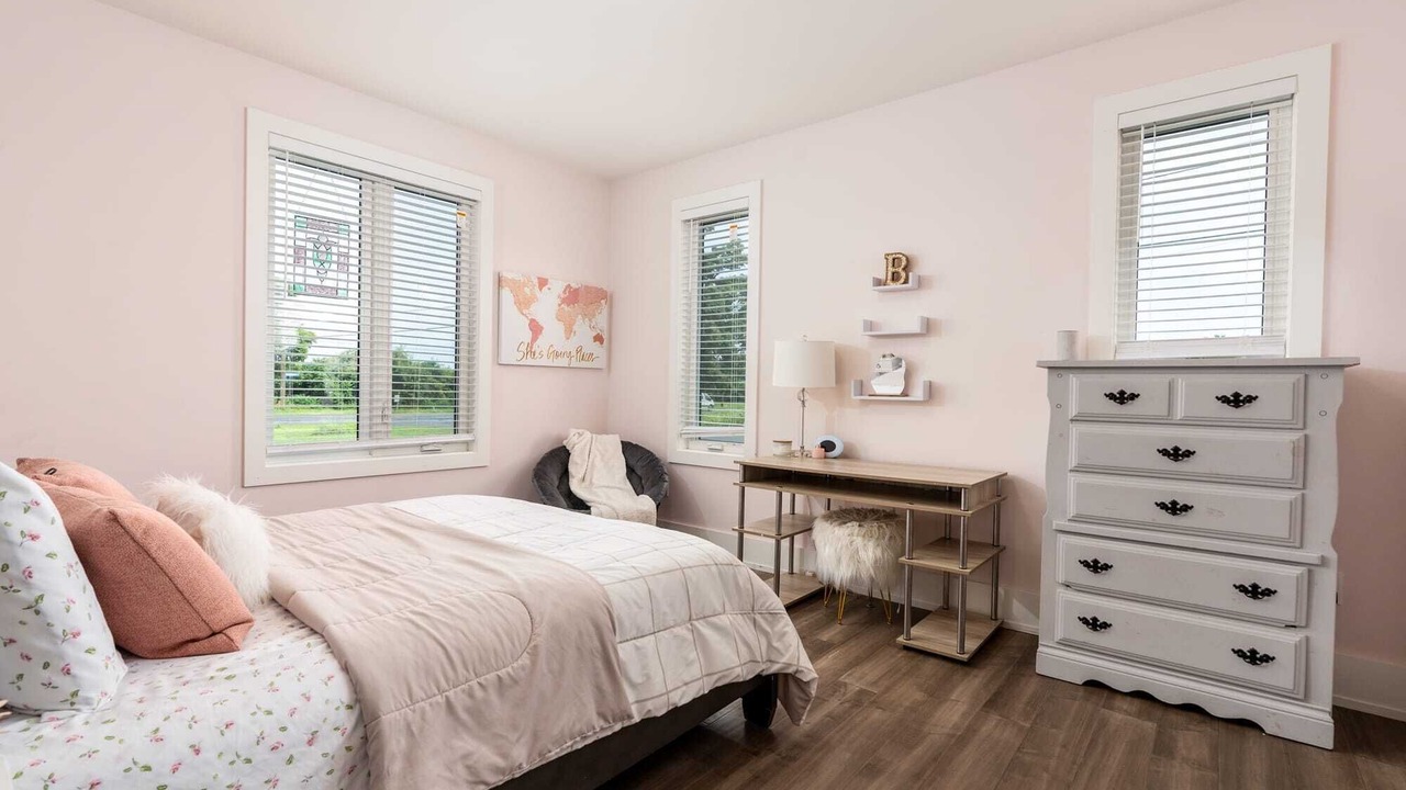 Photo of Bedroom in Niagara-on-the-Lake