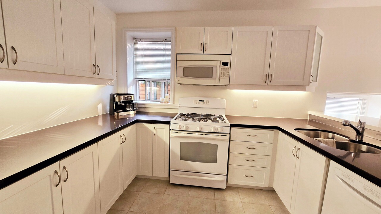 Photo of Kitchen in Saint Clair West Village