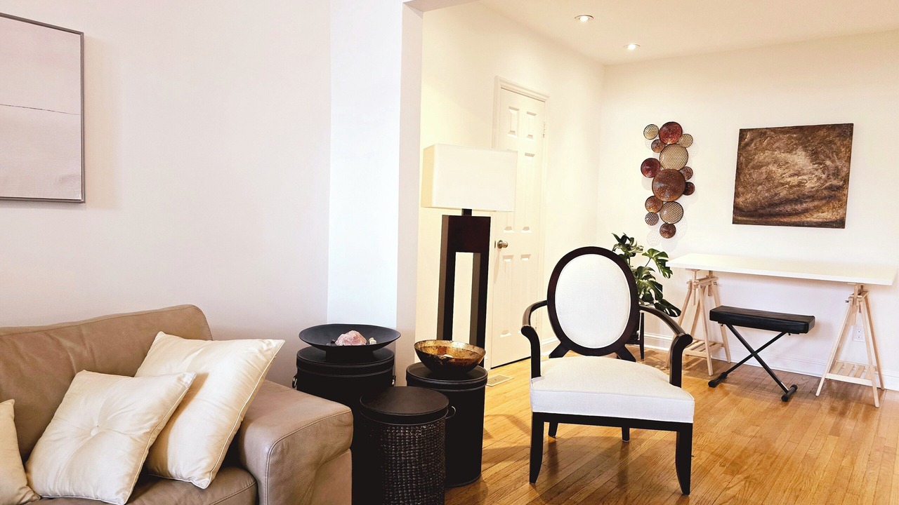 Photo of Livingroom in Saint Clair West Village