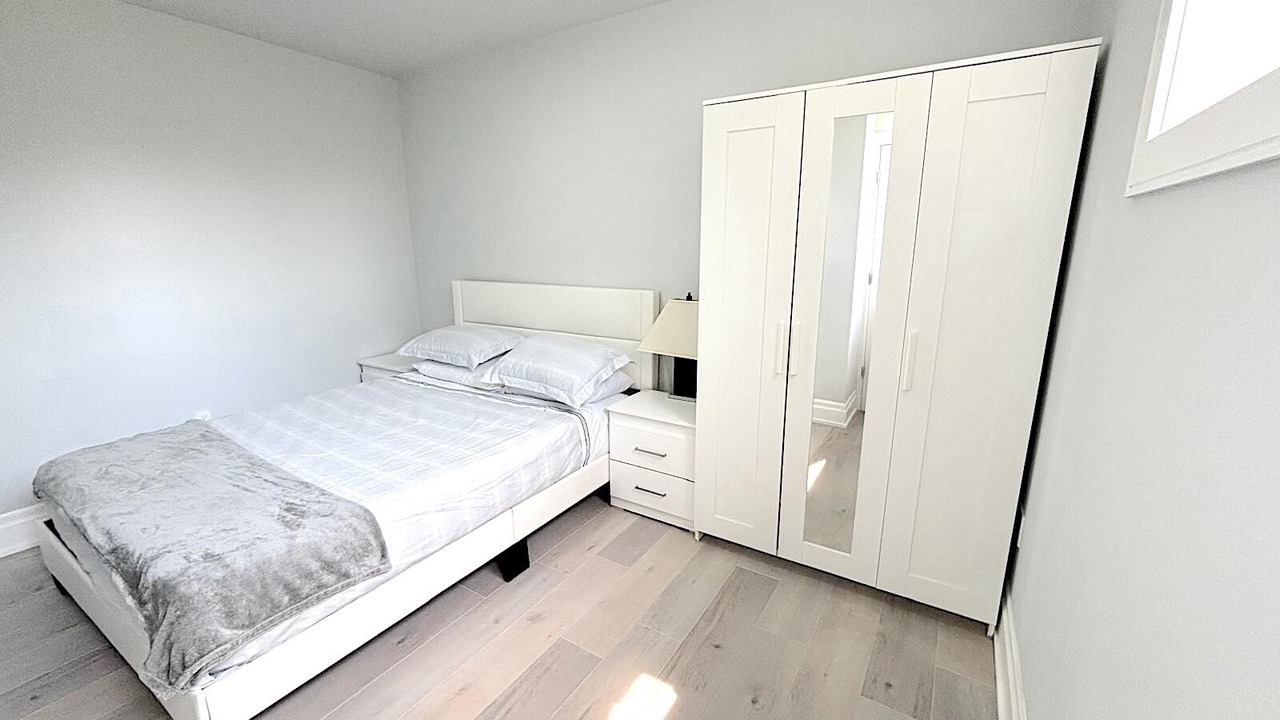 Photo of Bedroom in Etobicoke