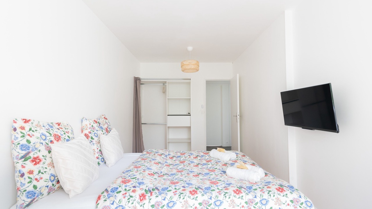 Photo of Bedroom in Rosny-sous-Bois