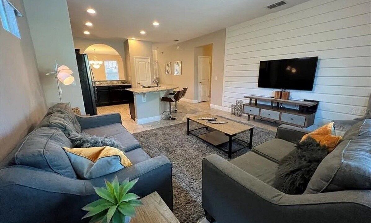 Photo of Livingroom in Sunridge Woods